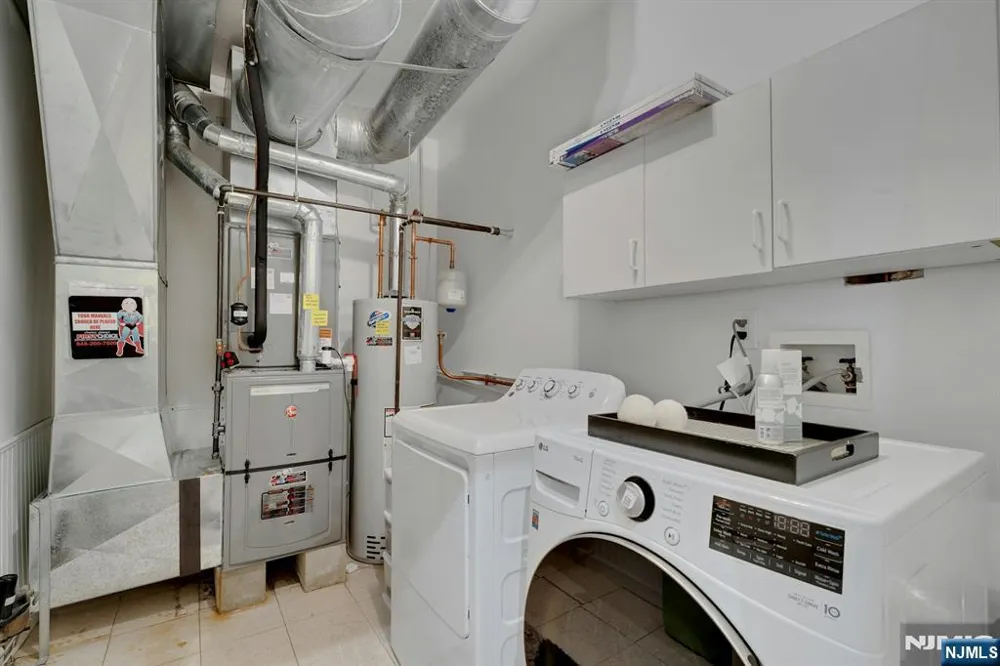326 Winthrop Drive Nutley, NJ 07110