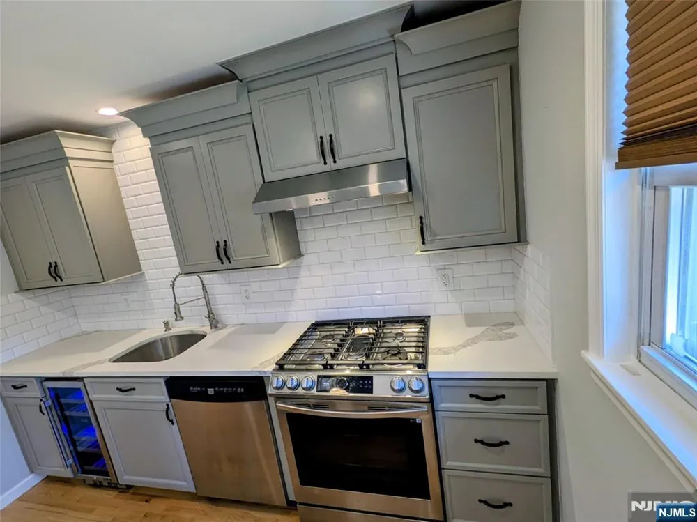 43 Manchester Wayne, NJ 07470