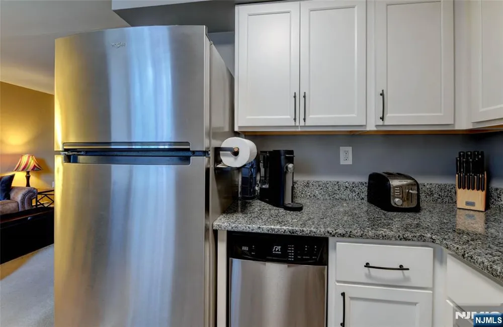 520 Turnpike C221 Pequannock Township, NJ 07444
