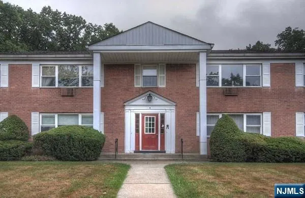 12 Rolling Ridge Road Montvale, NJ 07645