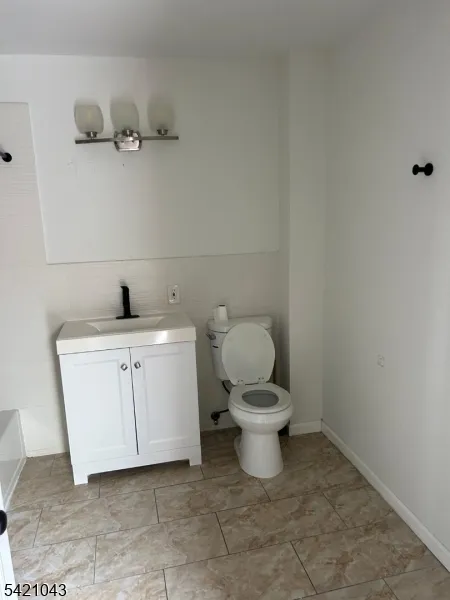 1210 Roselle St Linden City, NJ 07036