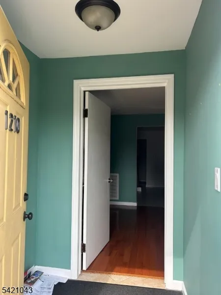1210 Roselle St Linden City, NJ 07036