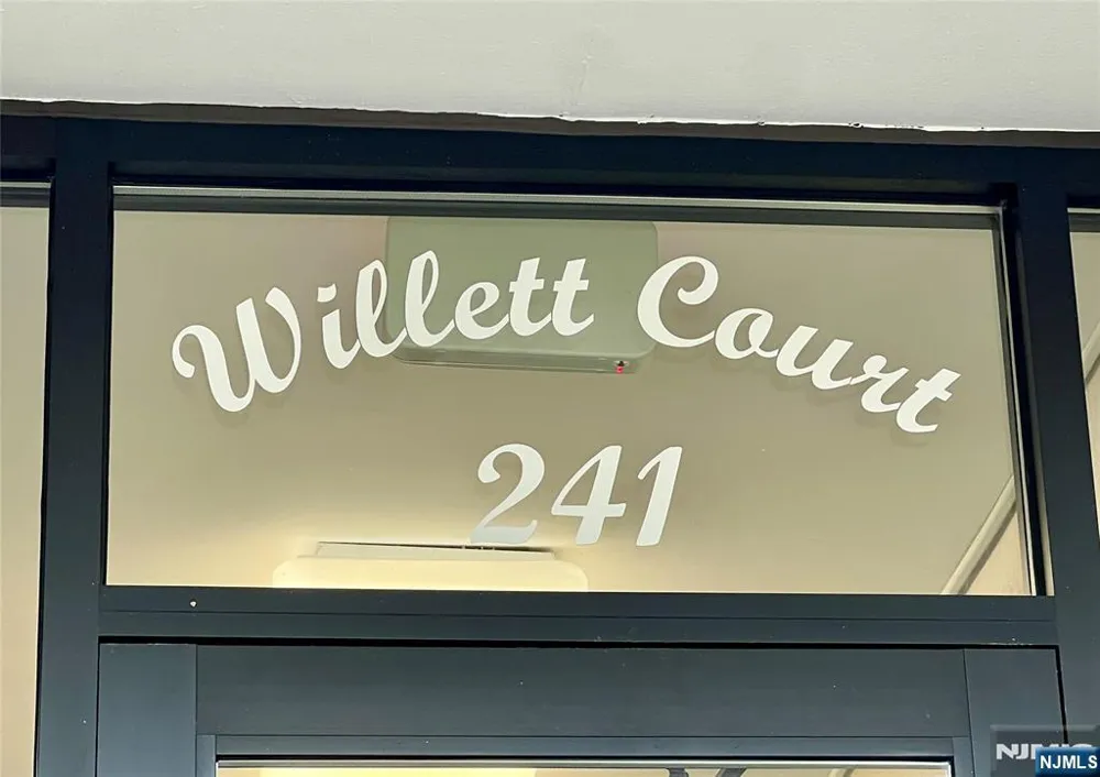 241 E Main Street 3A Bergenfield, NJ 07621