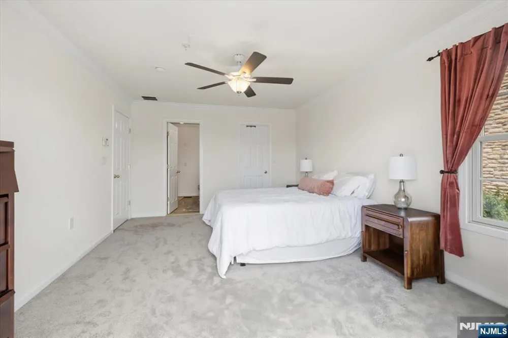 31 Forshee Circle 101 Montvale, NJ 07645