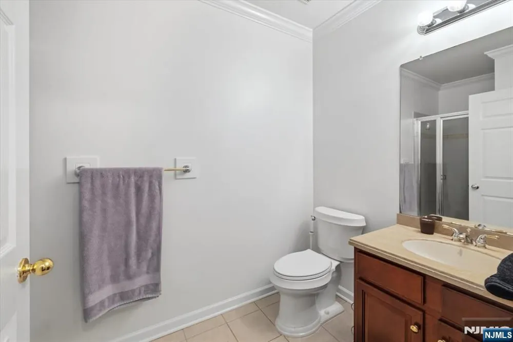 31 Forshee Circle 101 Montvale, NJ 07645