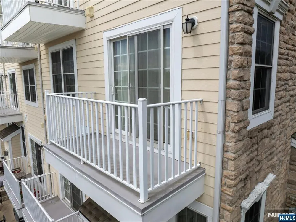 31 Forshee Circle 101 Montvale, NJ 07645