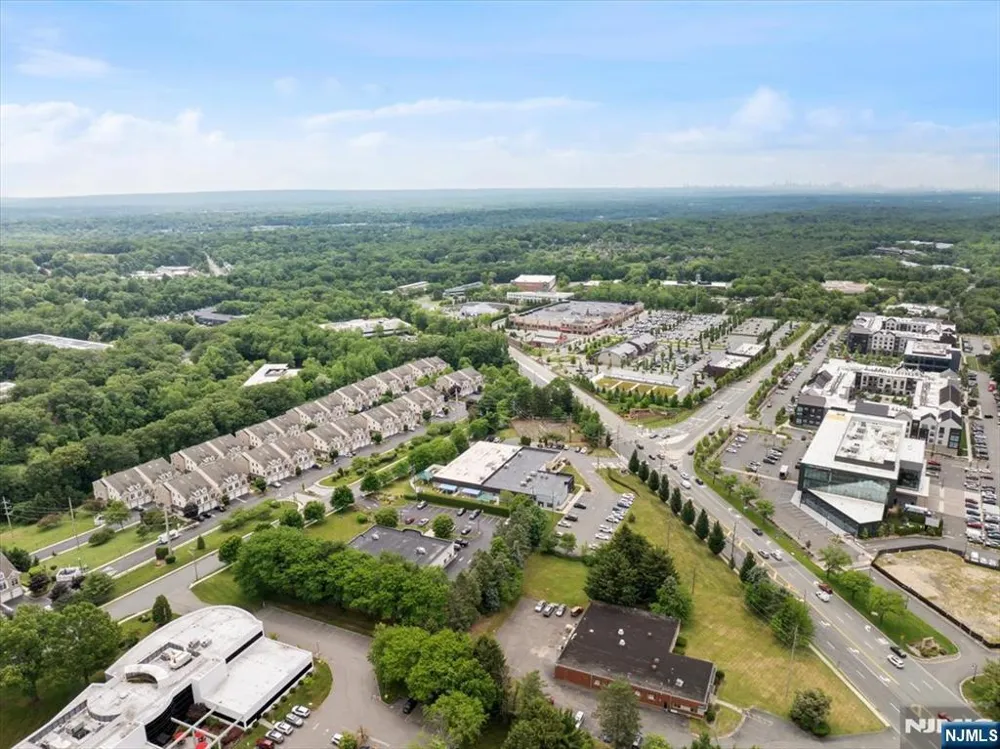 31 Forshee Circle 101 Montvale, NJ 07645