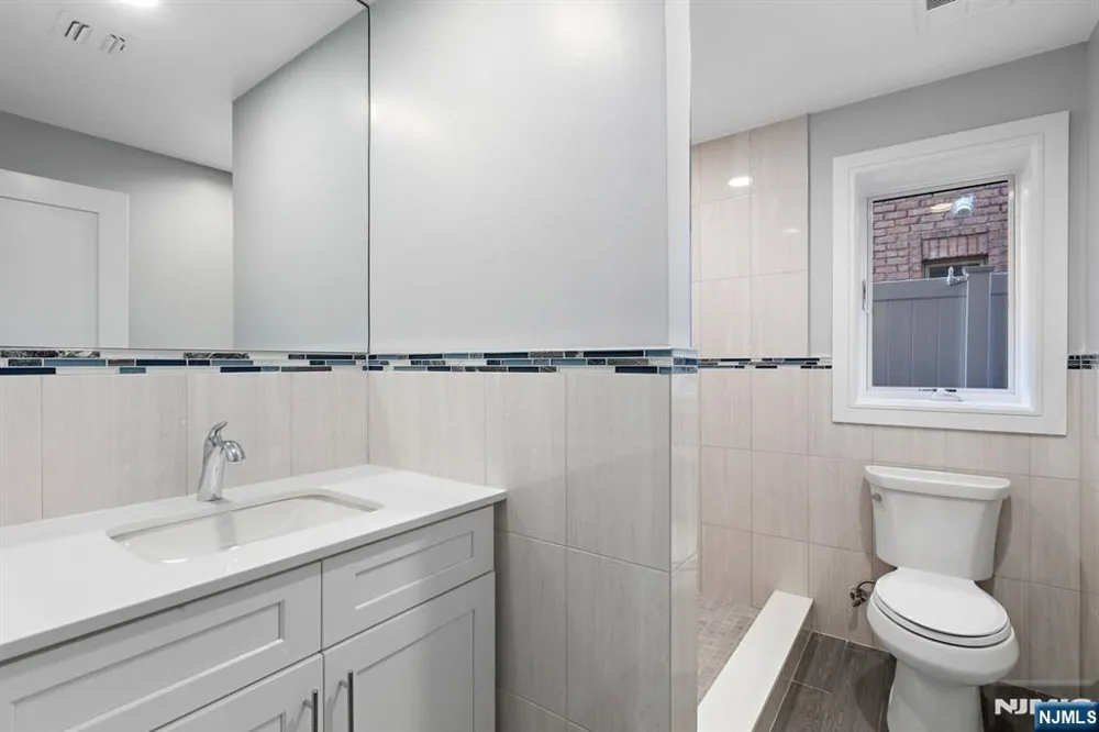85 Washington Avenue 85 Cliffside Park, NJ 07010