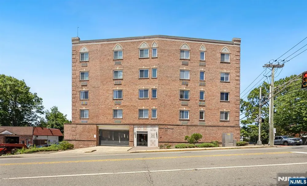 399 11th Street 301 Palisades Park, NJ 07650