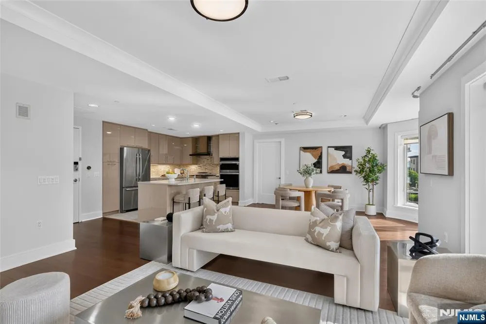 100 Eton Row 302 Weehawken, NJ 07086