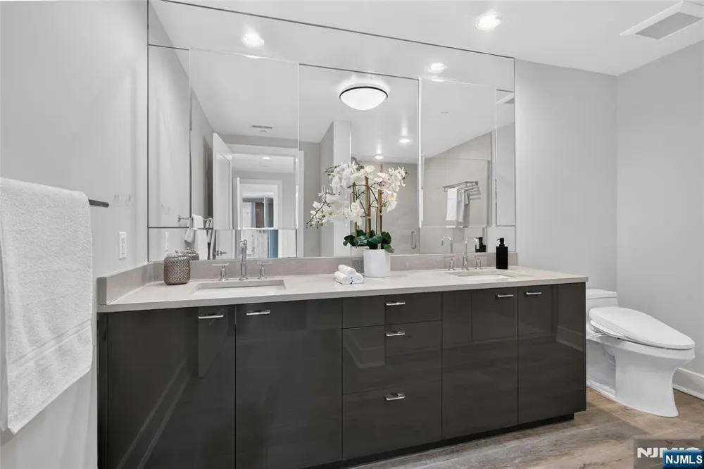100 Eton Row 302 Weehawken, NJ 07086