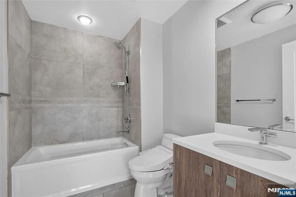 100 Eton Row 302 Weehawken, NJ 07086