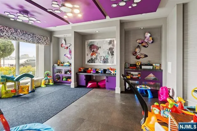 100 Eton Row 302 Weehawken, NJ 07086