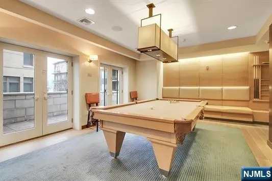 100 Eton Row 302 Weehawken, NJ 07086