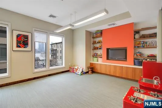 100 Eton Row 302 Weehawken, NJ 07086