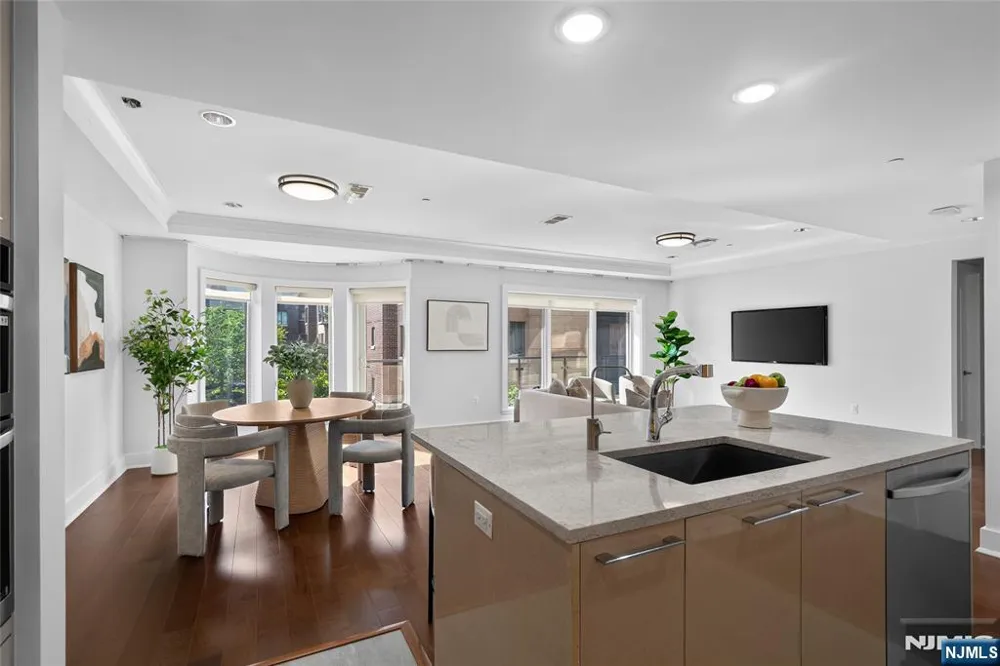 100 Eton Row 302 Weehawken, NJ 07086