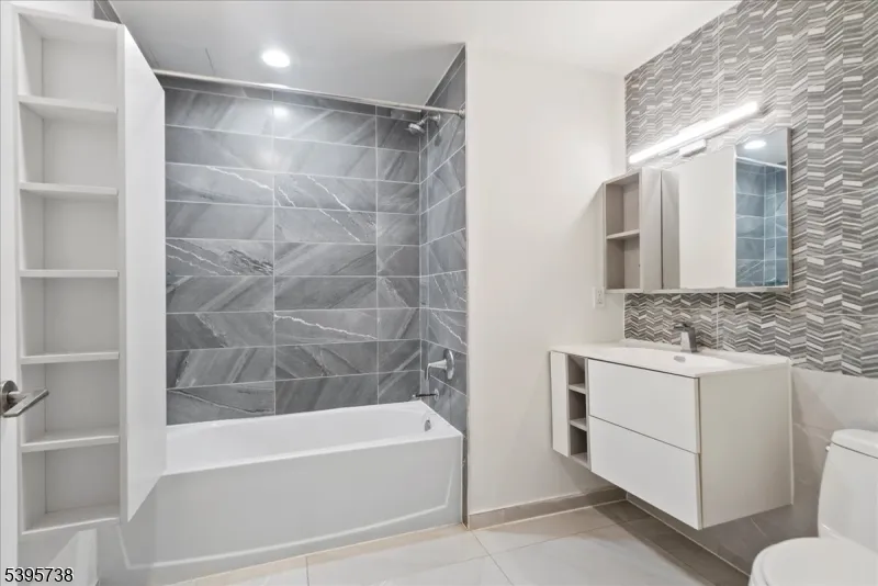315 S Harrison St #1 Unit 1 East Orange City, NJ 07018
