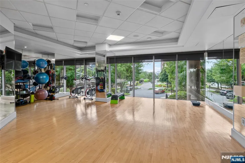 8100 River Road 1005 North Bergen, NJ 07047