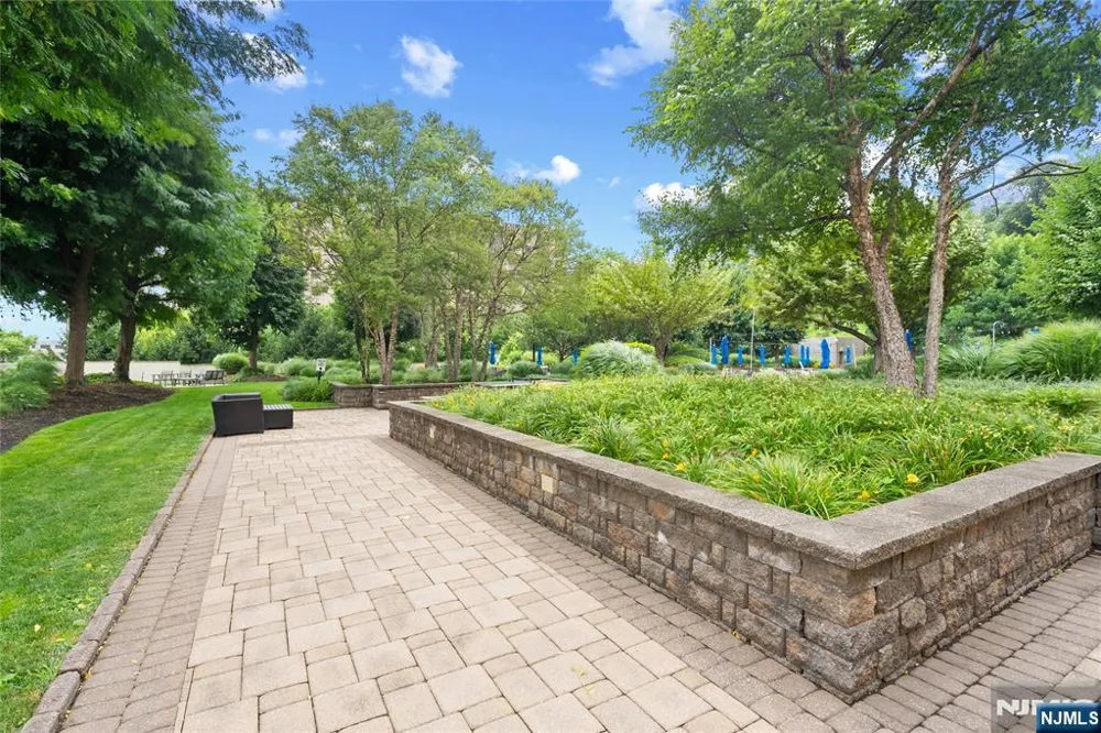 8100 River Road 1005 North Bergen, NJ 07047
