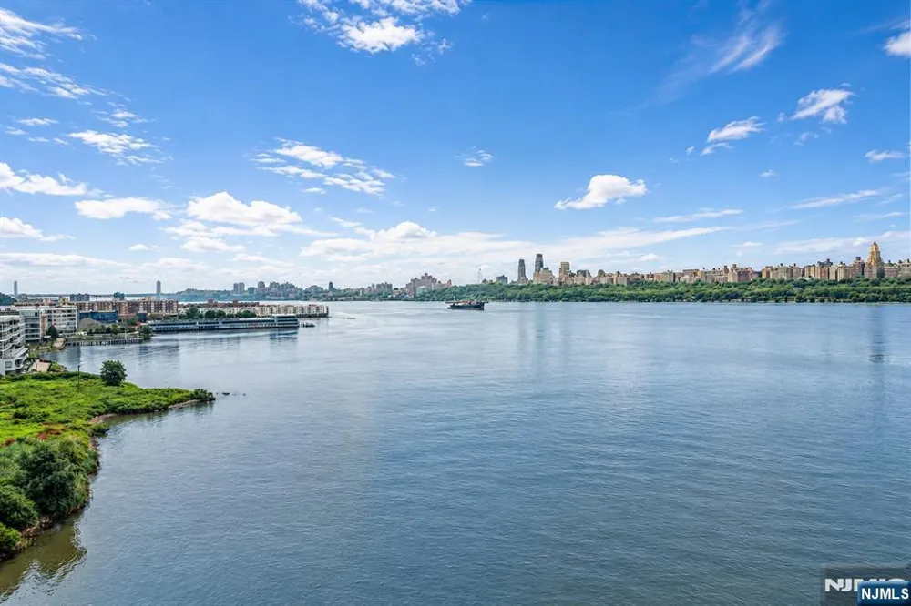 8100 River Road 1005 North Bergen, NJ 07047