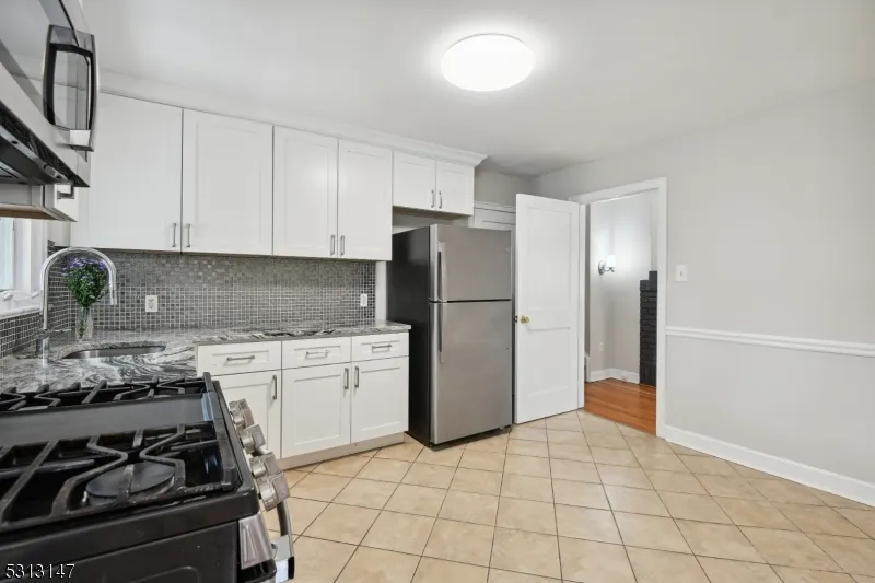 990 Washington Ave Hohokus, NJ 07423