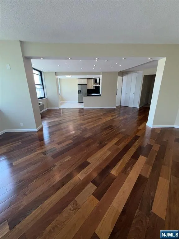 7004 Boulevard East 7C Guttenberg, NJ 07093
