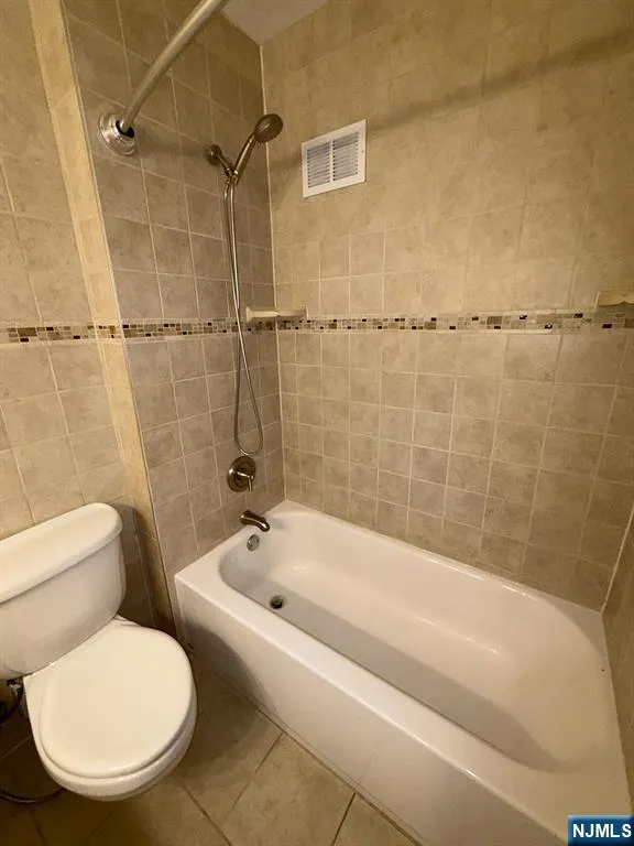 7004 Boulevard East 7C Guttenberg, NJ 07093