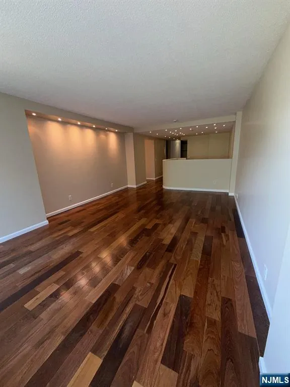 7004 Boulevard East 7C Guttenberg, NJ 07093