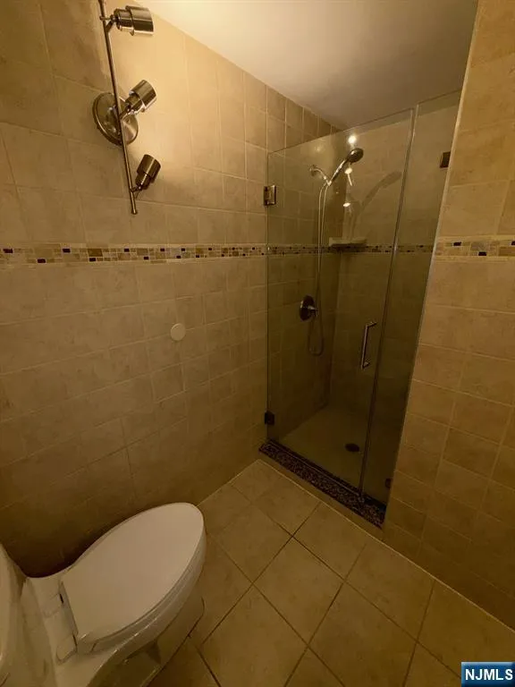 7004 Boulevard East 7C Guttenberg, NJ 07093