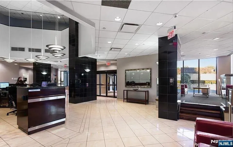 7004 Boulevard East 7C Guttenberg, NJ 07093