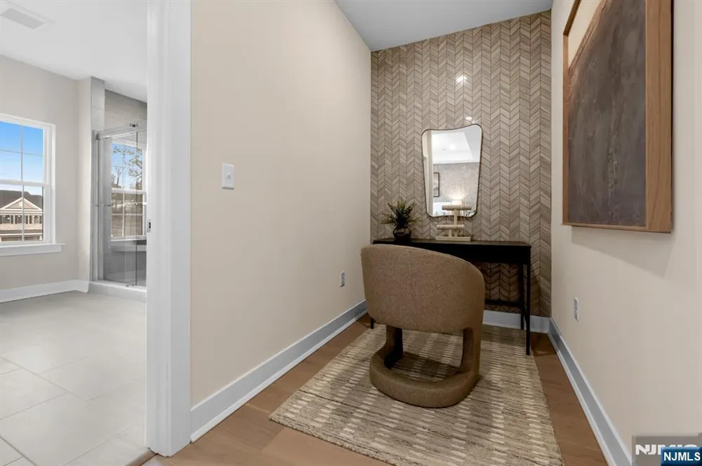14 Belmont Place Oakland, NJ 07436