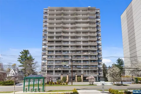 235 Prospect Avenue 2B
