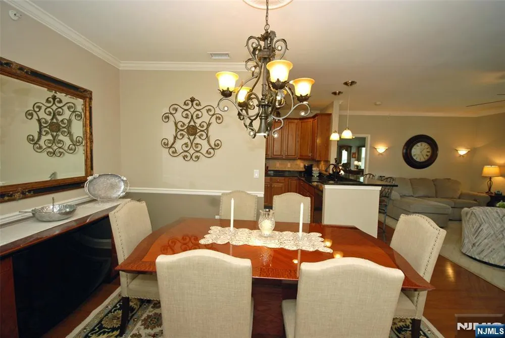 4 QUARRY Drive B3 Woodland Park, NJ 07424