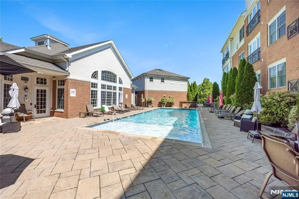 1310 The Plaza 1310 Tenafly, NJ 07670