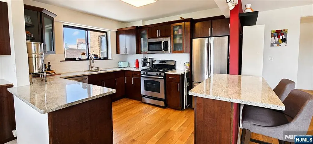 8800 Boulevard East 8M North Bergen, NJ 07047