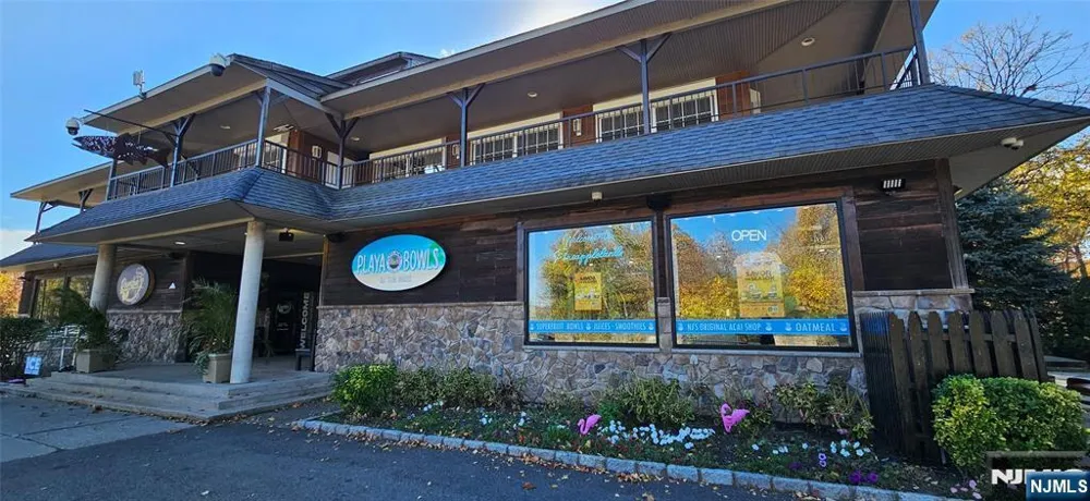 8800 Boulevard East 8M North Bergen, NJ 07047
