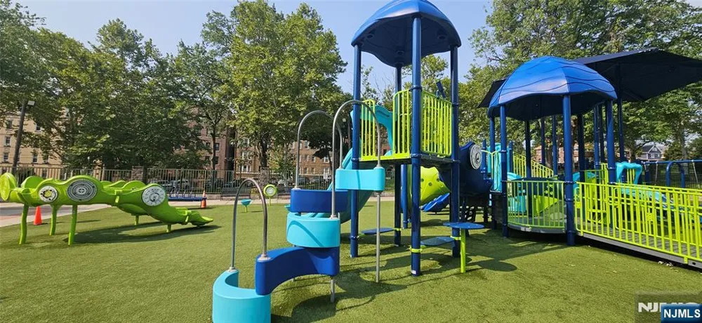 8800 Boulevard East 8M North Bergen, NJ 07047