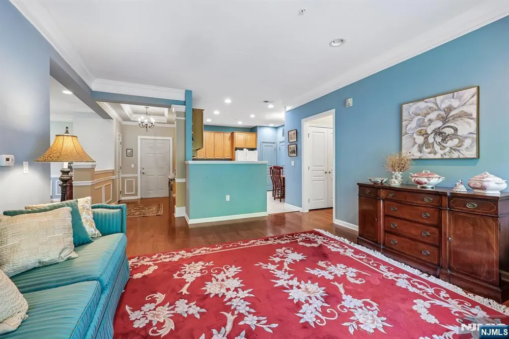 7111 Warrens Way Wanaque, NJ 07465