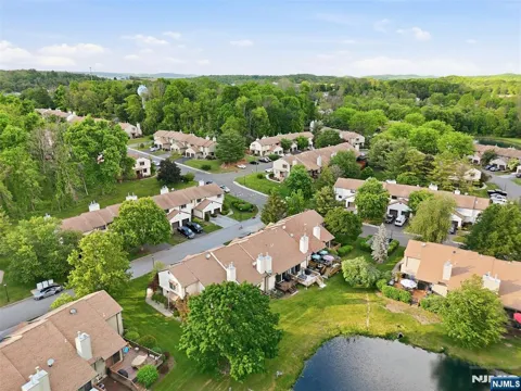 10 Oriole Terrace O010