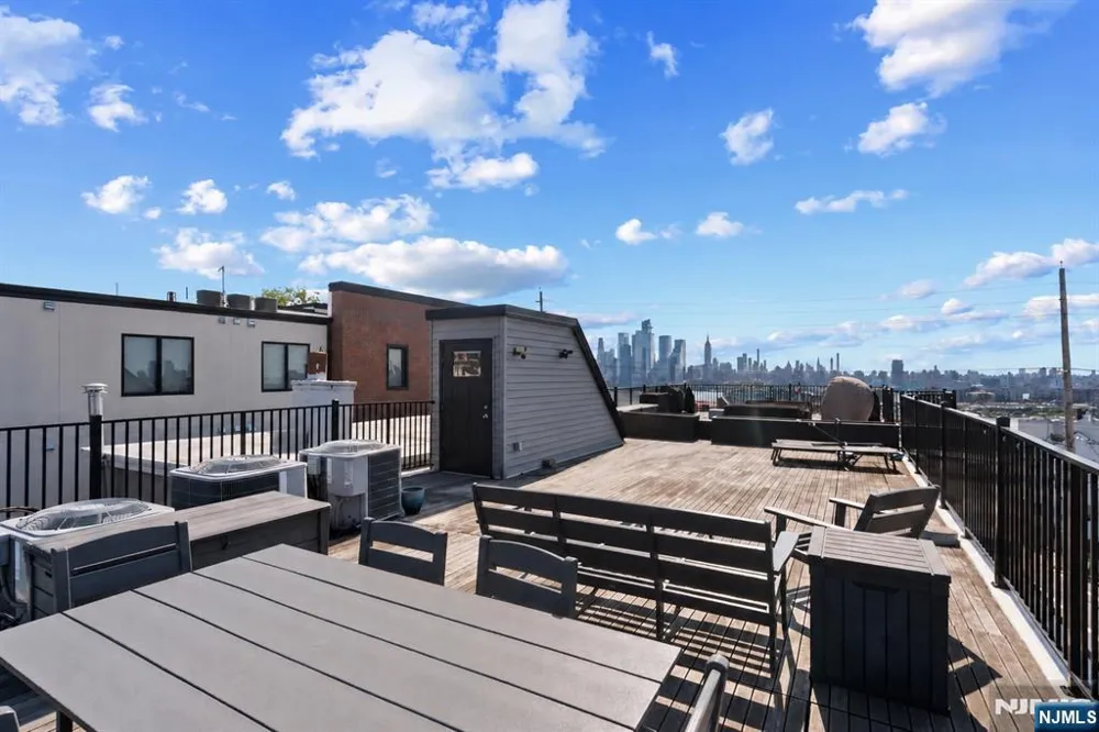 901 Palisade Avenue 1 Union City, NJ 07087