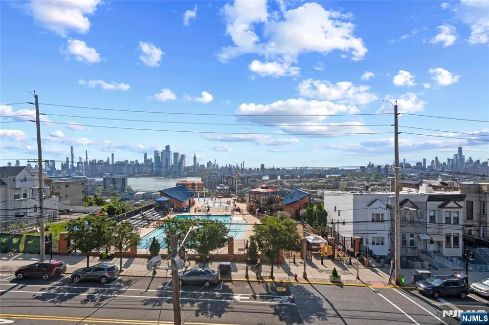 901 Palisade Avenue 1 Union City, NJ 07087