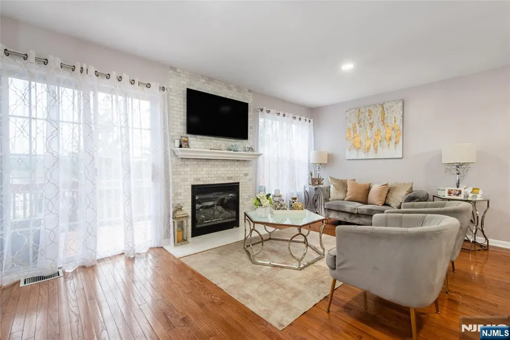 145 Mountainside Drive Pompton Lakes, NJ 07442