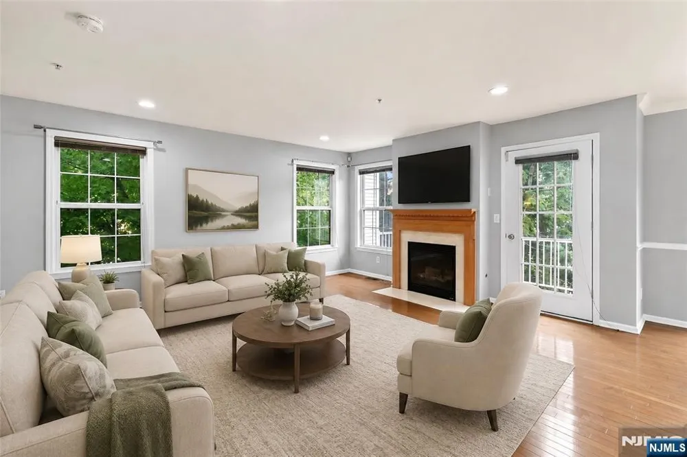 2 Marina Bayonne, NJ 07002