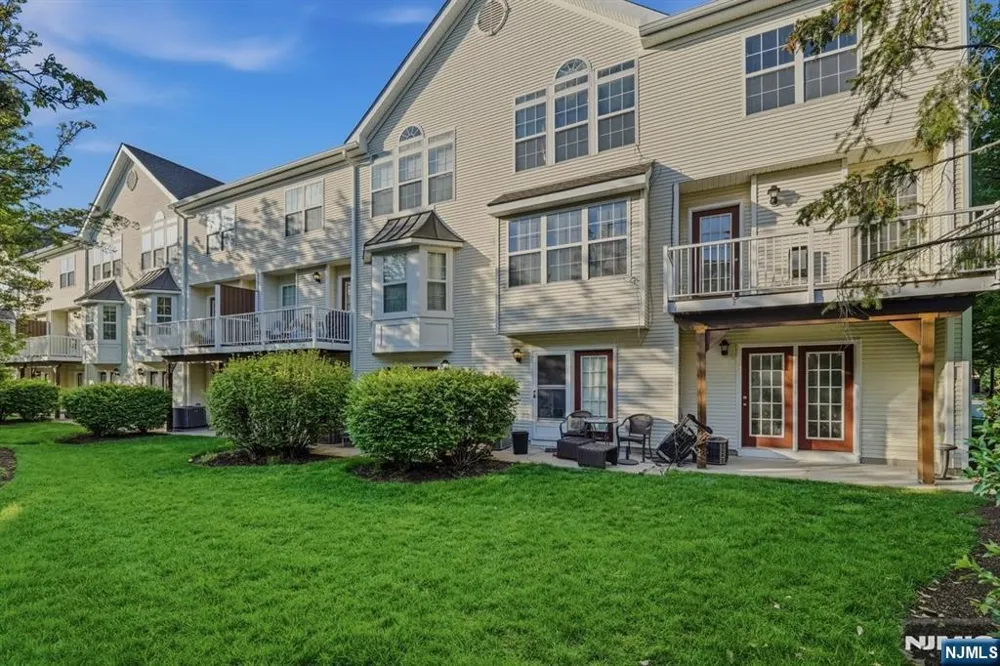 2 Marina Bayonne, NJ 07002