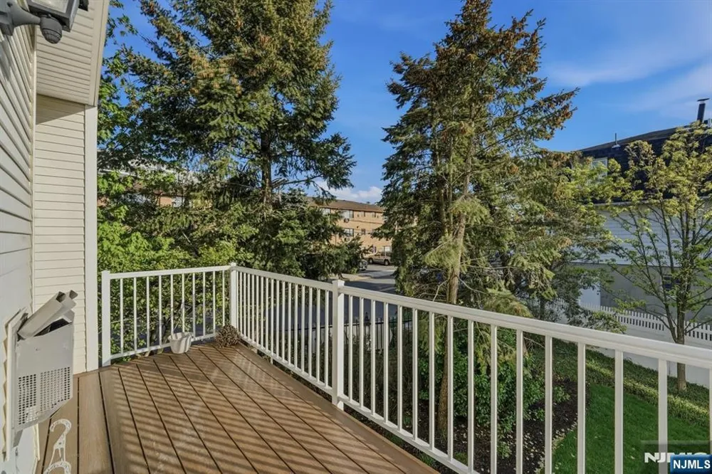 2 Marina Bayonne, NJ 07002