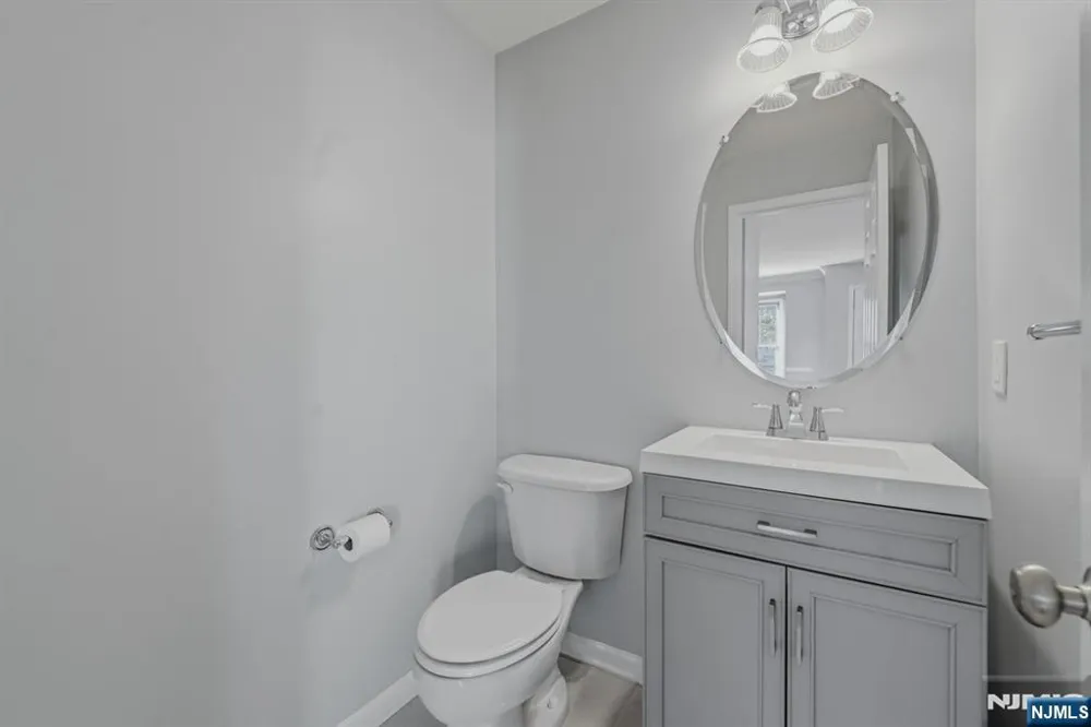 2 Marina Bayonne, NJ 07002