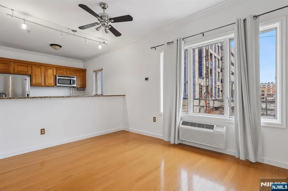 528 52nd Street 201 West New York, NJ 07093