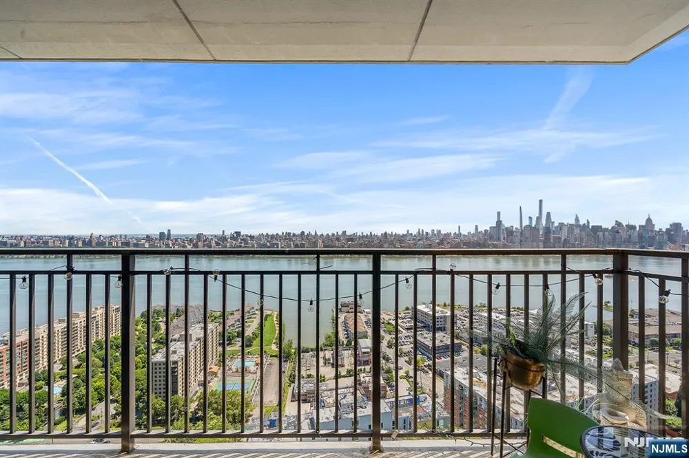 7855 Boulevard 26G North Bergen, NJ 07047