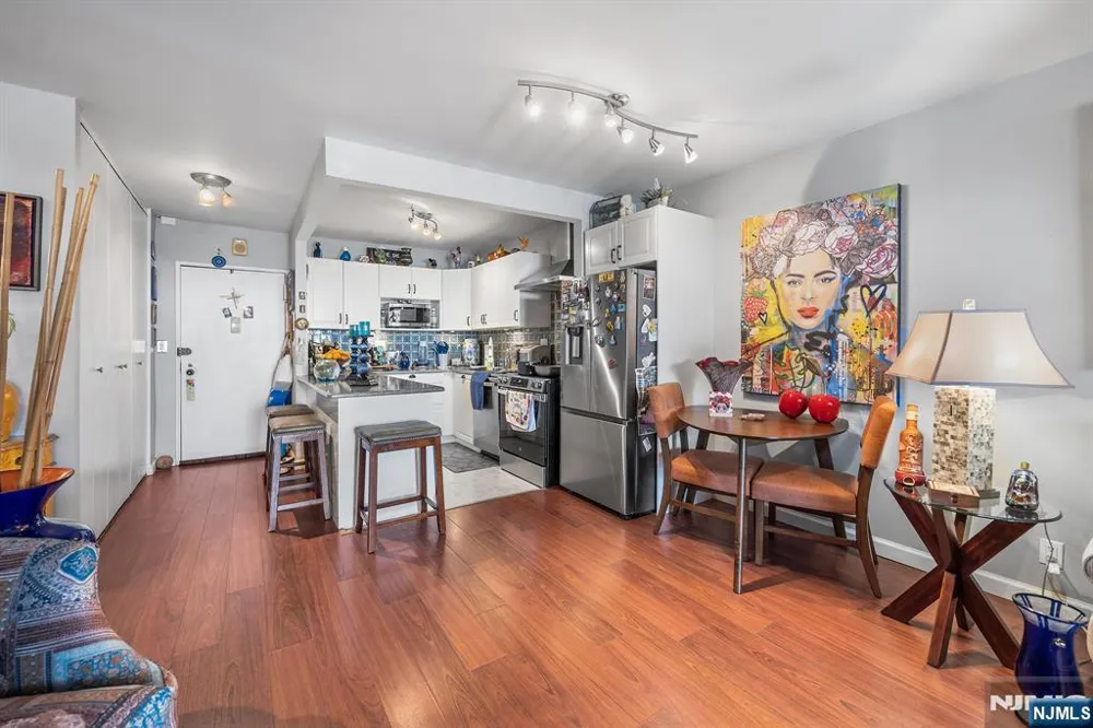 7855 Boulevard 26G North Bergen, NJ 07047