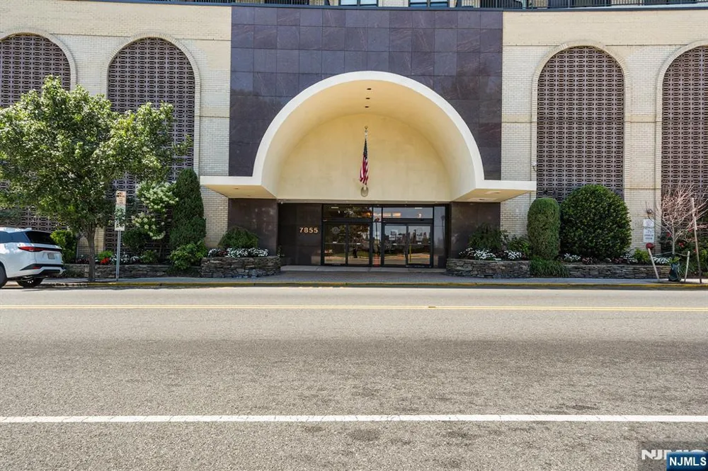 7855 Boulevard 26G North Bergen, NJ 07047